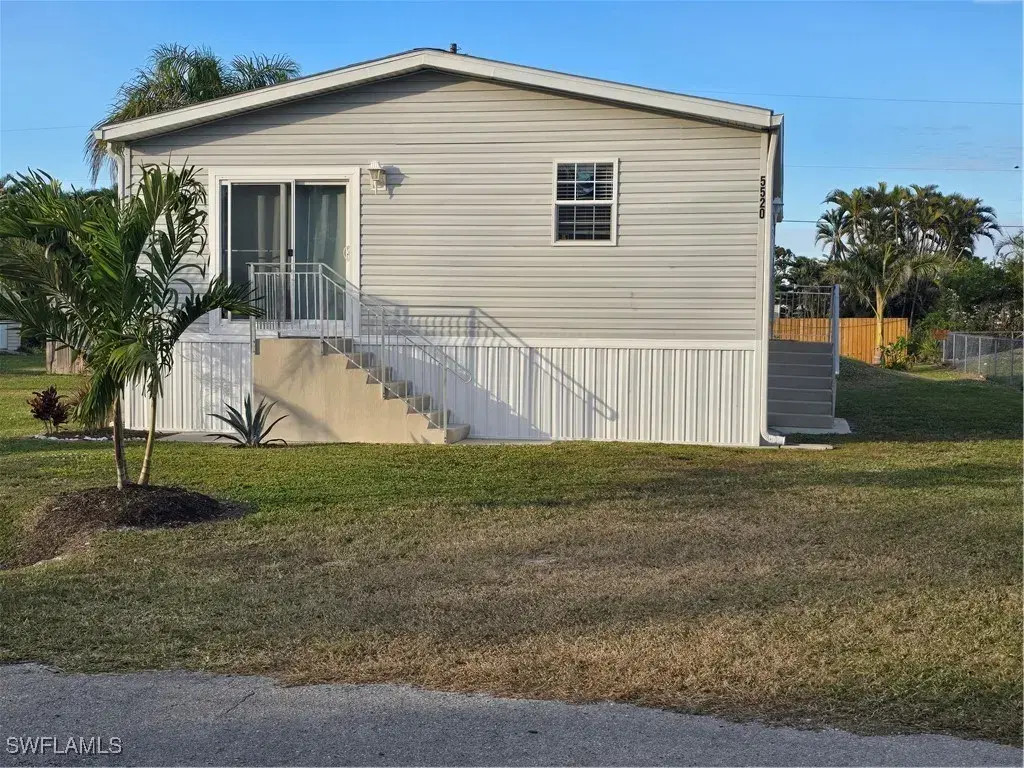Picture of 5520 Rainbow Dr, Bokeelia, FL 33922