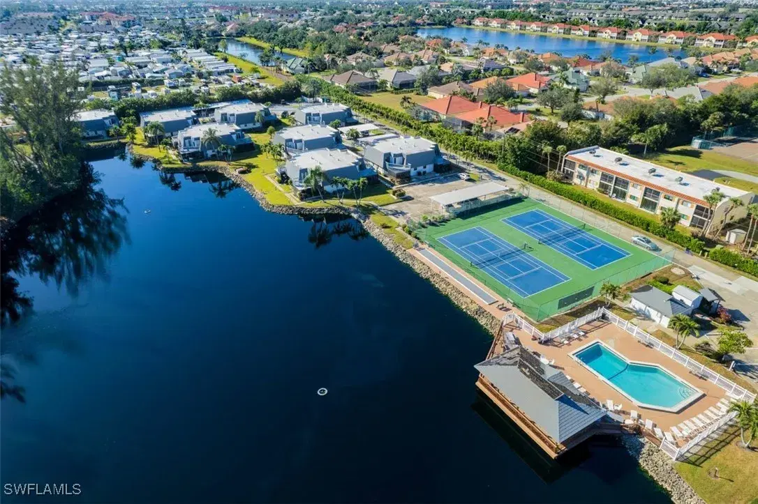 Picture of 16131 Amberwood Lake CT 3, Fort Myers, FL 33908