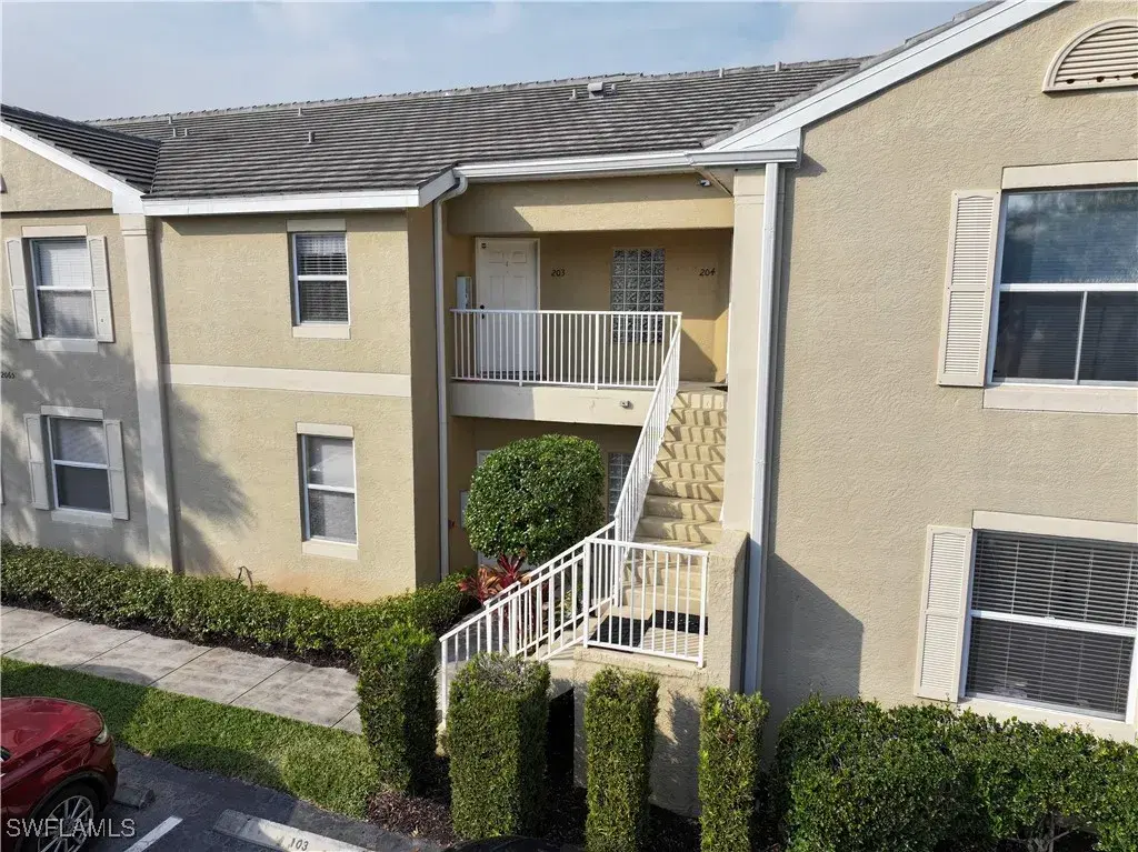 Picture of 12065 Summergate Cir 203, Fort Myers, FL 33913