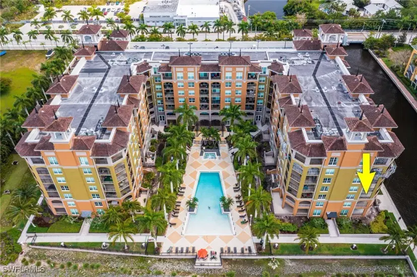 Picture of 2825 Palm Beach Blvd 301, Fort Myers FL 33916