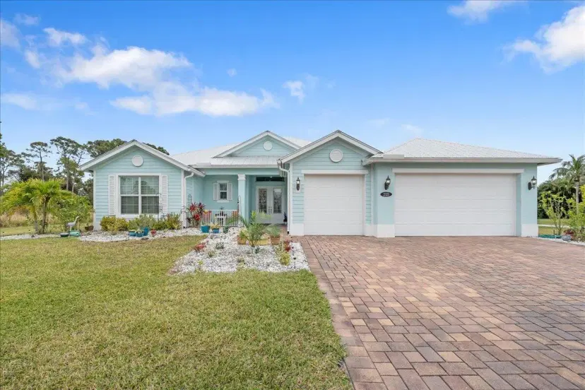 Picture of 2121 SE Gidding Road, Port St Lucie FL 34952