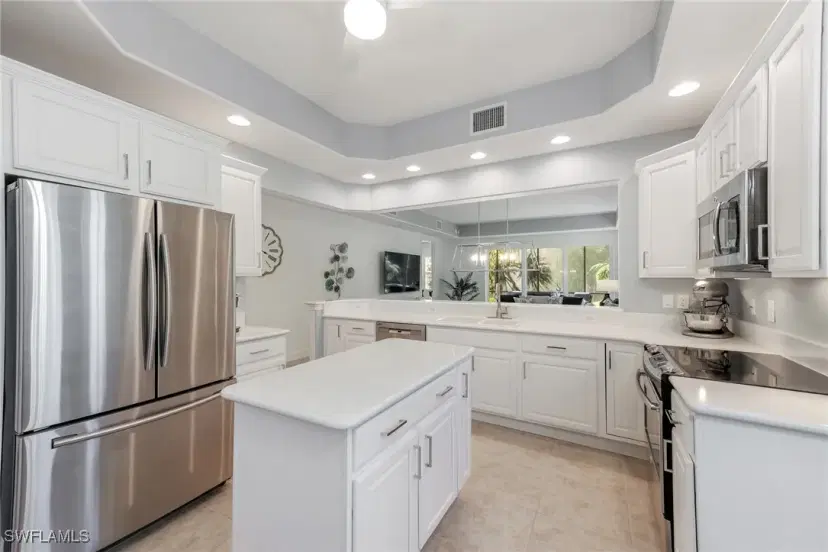Picture of 7849 Hawthorne Dr 802, Naples FL 34113