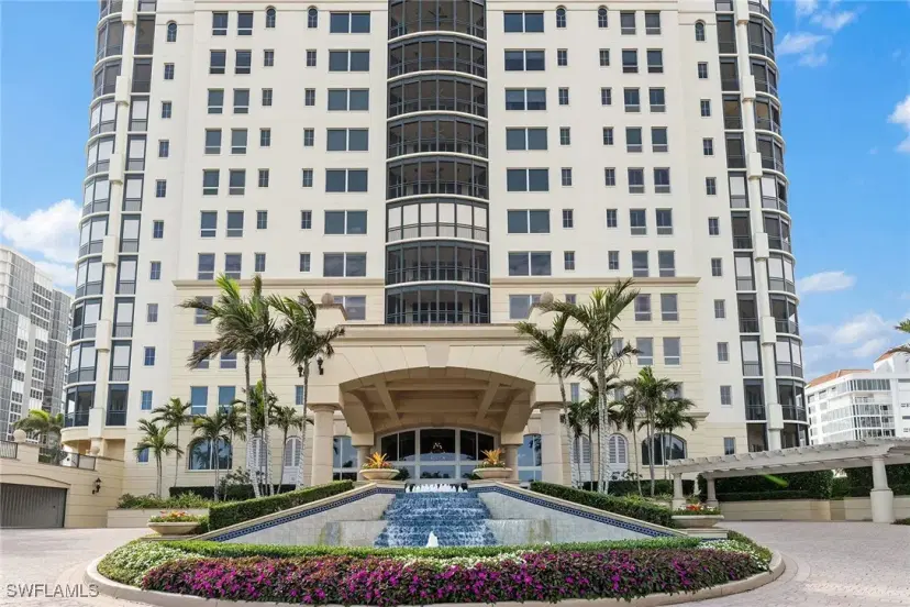 Picture of 81 Seagate Dr 1103, Naples FL 34103
