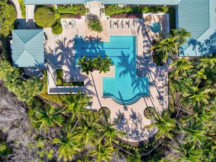 Picture of 445 Cove Tower Dr 504, Naples FL 34110