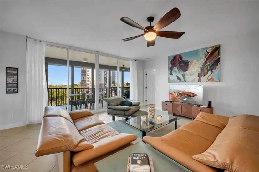Picture of 445 Cove Tower Dr 504, Naples FL 34110