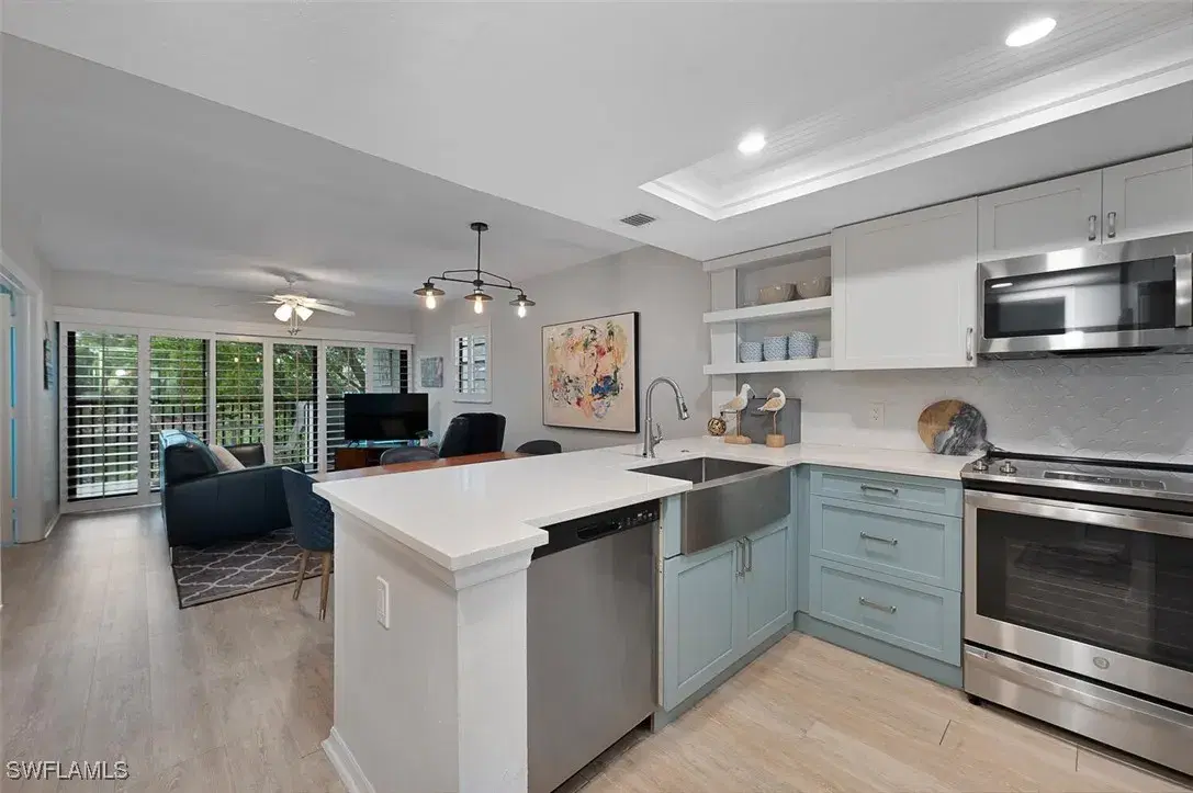 Picture of 600 Neapolitan Way 248, Naples, FL 34103
