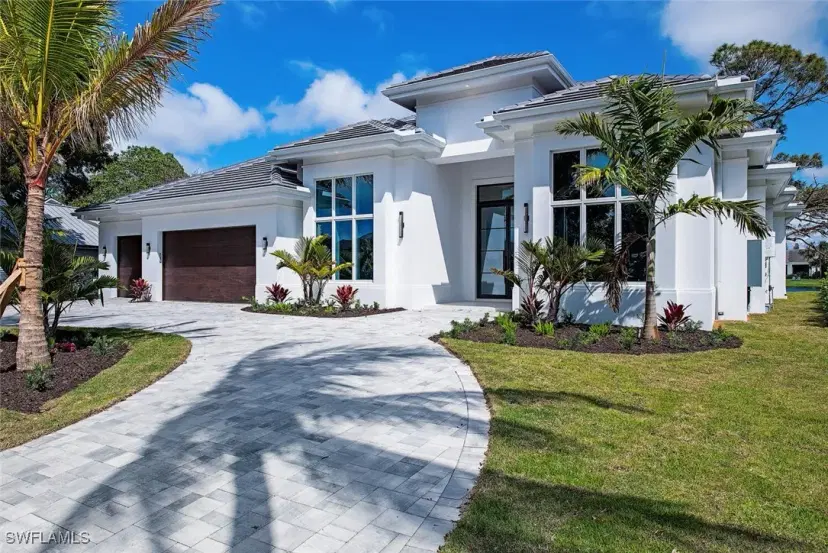 Picture of 527 Devils Ln, Naples FL 34103