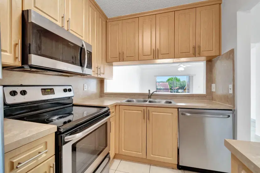 Picture of 8431 Royal Palm Boulevard 8431, Coral Springs FL 33065