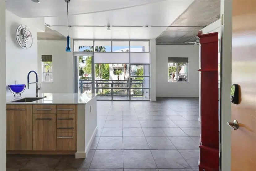 Picture of 335 SE 6Th Ave 212, Delray Beach FL 33483