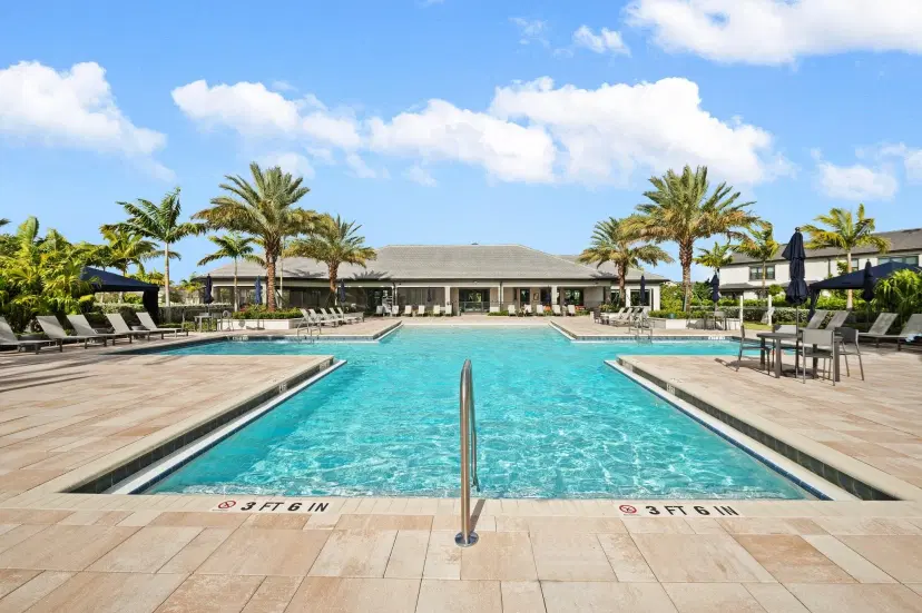 Picture of 2801 Oak Tree Dr, Fort Lauderdale FL 33309