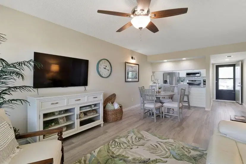 Picture of 1 Plantation Drive 202, Vero Beach FL 32966