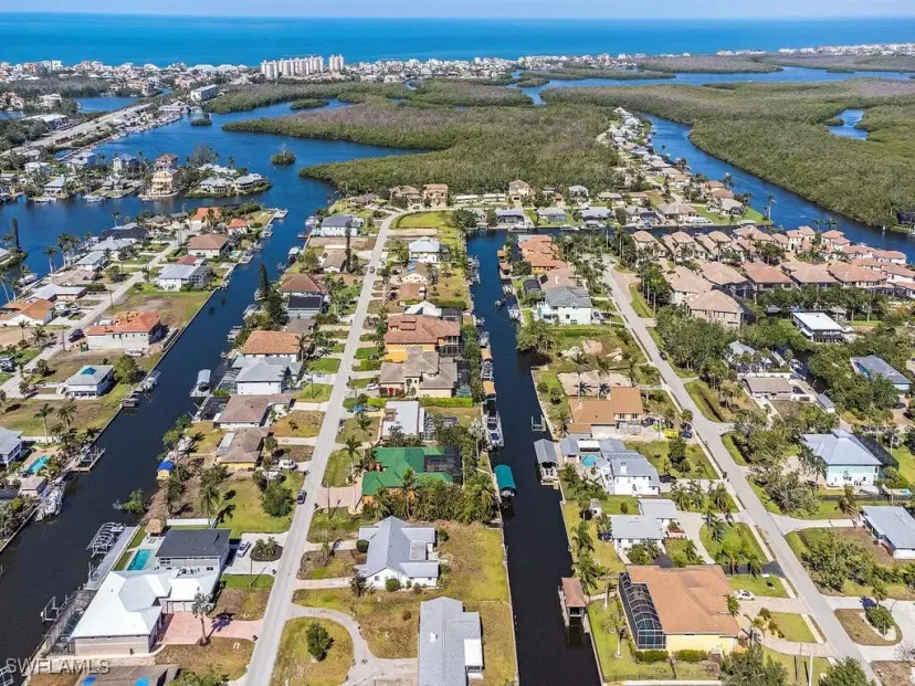 Picture of 4822-4824 Esplanade St, Bonita Springs FL 34134