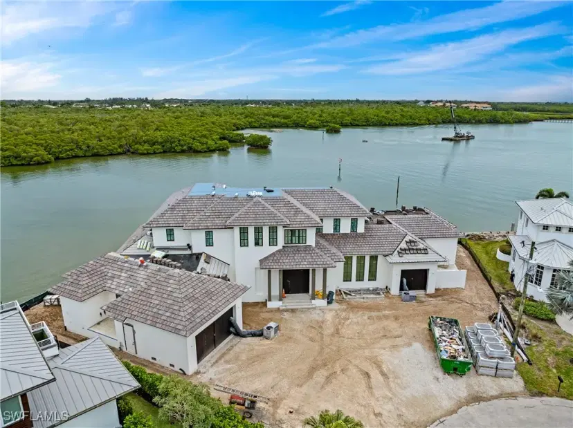 Picture of 2375 Snook Dr, Naples FL 34102