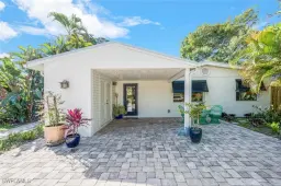 Picture of 1034 6Th Ln N, Naples, FL 34102