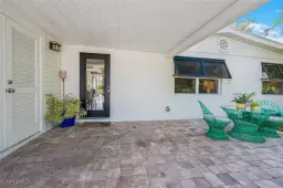 Picture of 1034 6Th Ln N, Naples, FL 34102