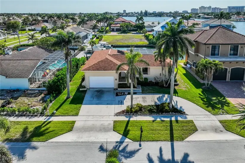 Picture of 1041 Cara Ct, Marco Island FL 34145