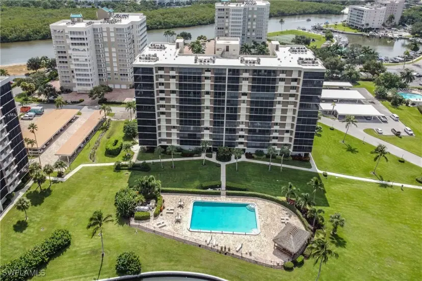 Picture of 11 Bluebill Ave 201, Naples FL 34108