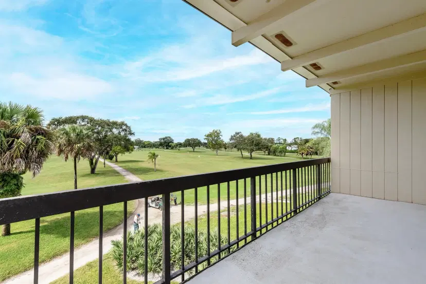 Picture of 18520 SE Wood Haven Lane I, Jupiter FL 33469
