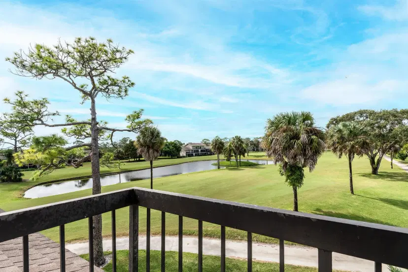 Picture of 18520 SE Wood Haven Lane I, Jupiter FL 33469