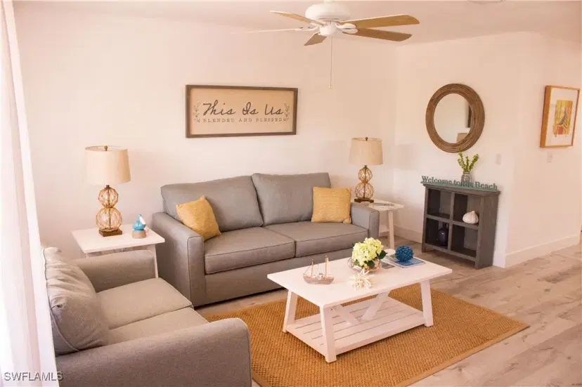 Picture of 805 E Gulf Dr 7A, Sanibel FL 33957