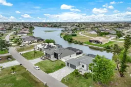 Picture of 635 NE 7Th Ter, Cape Coral, FL 33909