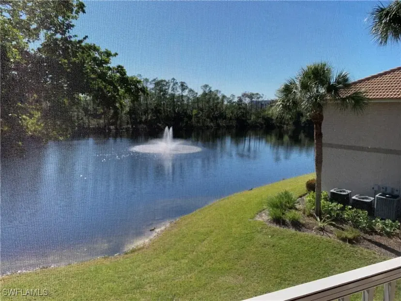 Picture of 1048 Manor Lake Dr C204, Naples FL 34110