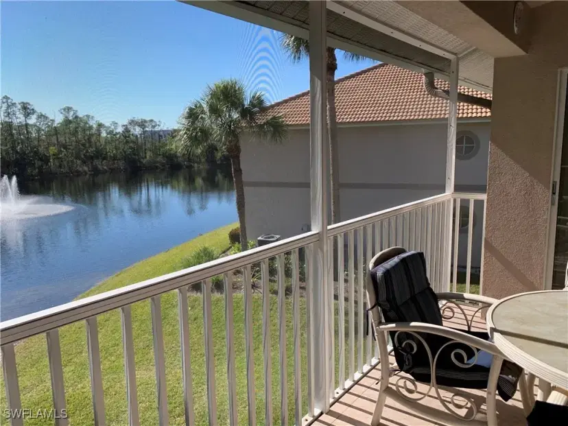 Picture of 1048 Manor Lake Dr C204, Naples FL 34110