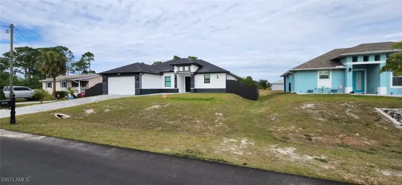 Picture of 2908 9Th St Sw, Lehigh Acres FL 33976
