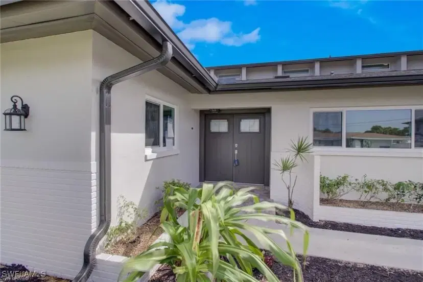 Picture of 107 E North Shore Ave, North Fort Myers FL 33917