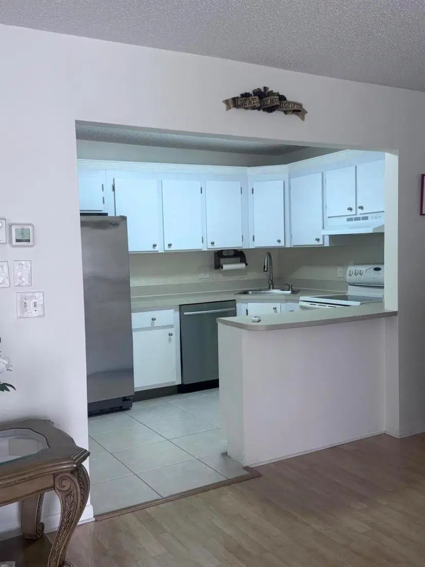 Picture of 321 Knotty Pine Circle C-2, Greenacres FL 33463
