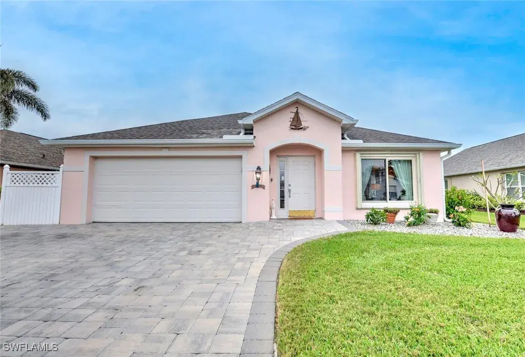 Picture of 15645 Beachcomber Ave, Fort Myers, FL 33908
