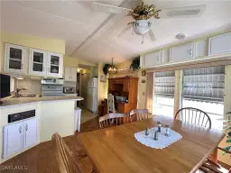 Picture of 4711 Candlestick Ct W, Estero, FL 33928