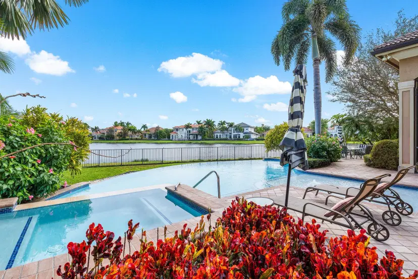 Picture of 135 Playa Rienta Way, Palm Beach Gardens FL 33418