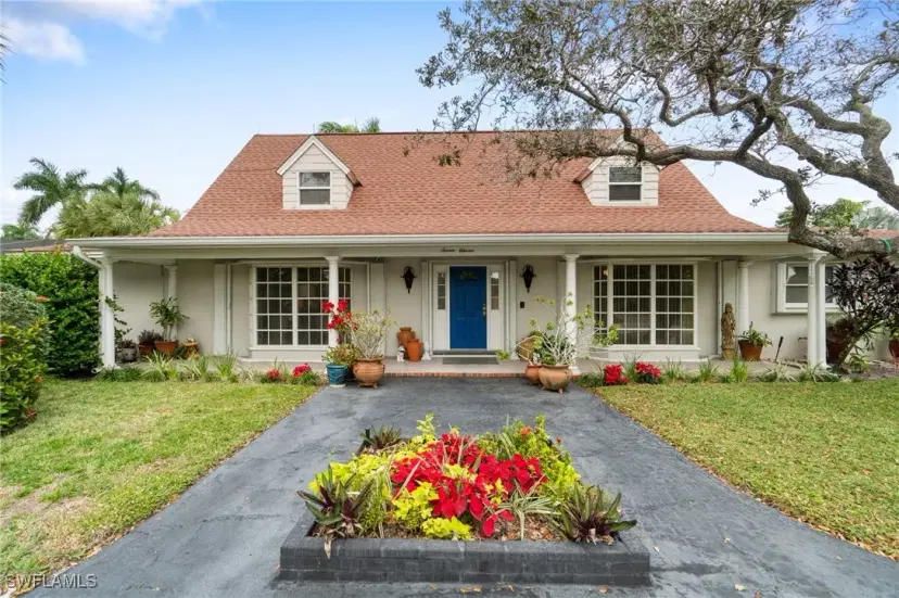 Picture of 711 Banyan Blvd, Naples FL 34102
