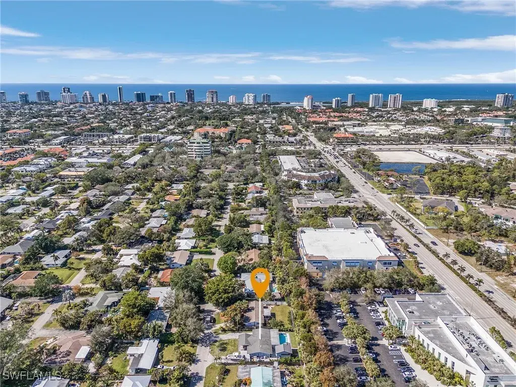 Picture of 1259 Milano Dr, Naples, FL 34103