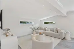Picture of 4401 NE 13Th Ter, Oakland Park, FL 33334
