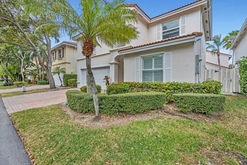 Picture of 1025 Silverbell St, Hollywood FL 33019