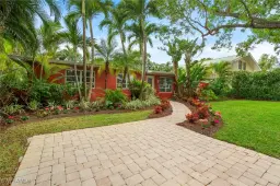 Picture of 432 3Rd Ave N, Naples, FL 34102