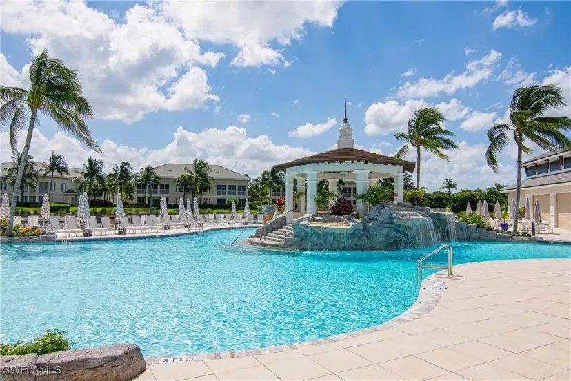 Picture of 275 Indies Way 1606, Naples FL 34110