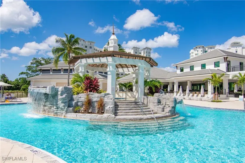 Picture of 275 Indies Way 1606, Naples FL 34110
