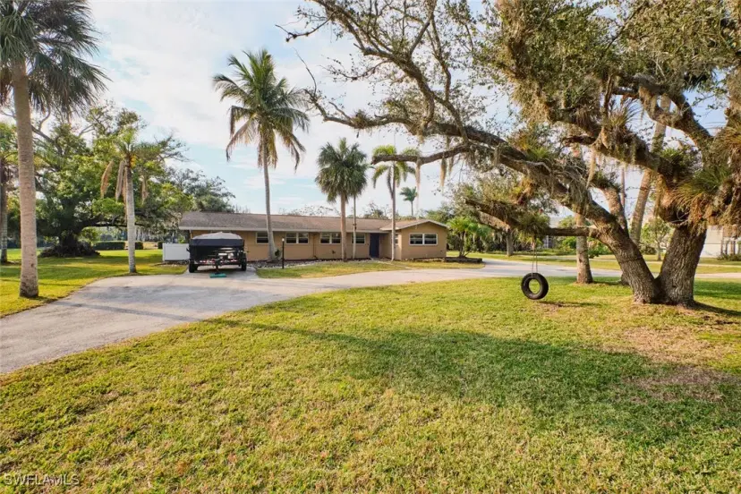 Picture of 15380 Will Lew Ln, Fort Myers FL 33908