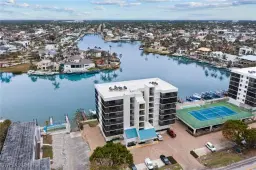 Picture of 10482 Gulf Shore Dr 221, Naples, FL 34108