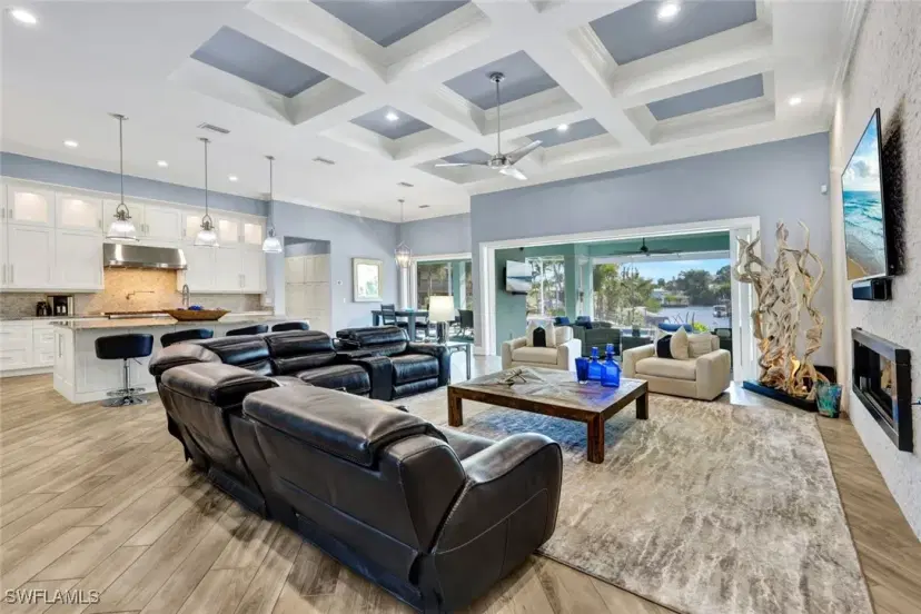 Picture of 2654 Shoreview Dr, Naples FL 34112