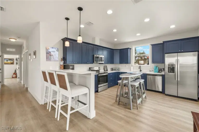 Picture of 261 Donora Blvd, Fort Myers Beach FL 33931