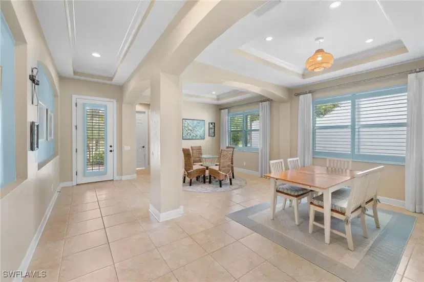 Picture of 1465 Serrano Cir, Naples FL 34105