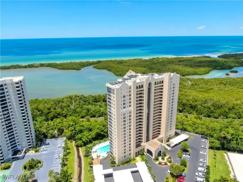 Picture of 5550 Heron Point Dr 402, Naples FL 34108
