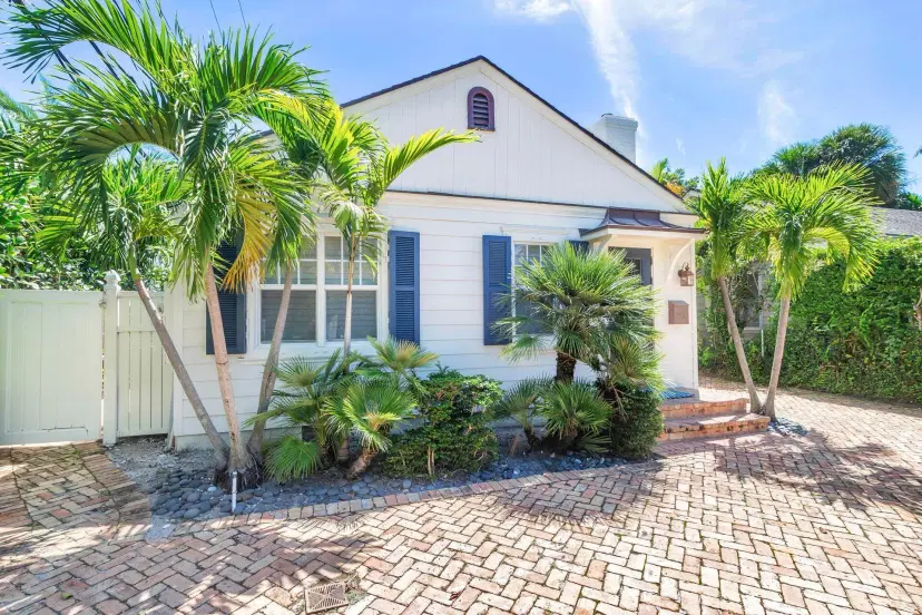 Picture of 231 Cocoanut Row, Palm Beach FL 33480