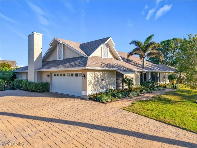 Picture of 1659 Sandpiper St E, Naples FL 34102