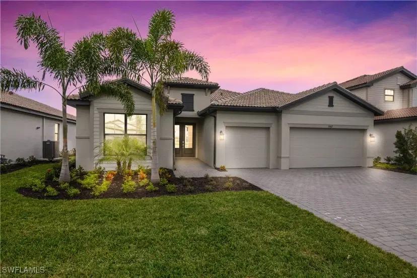 Picture of 21067 Hallandale Dr, Estero FL 33928