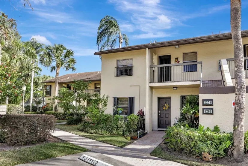 Picture of 3273 Carambola Circle S 23137, Coconut Creek FL 33066